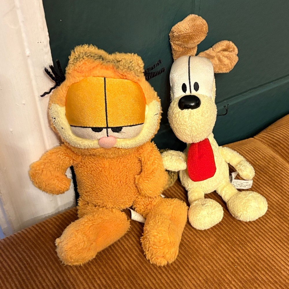 Vintage Garfield and Odie Plush Toys